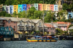 How to travel around Bristol